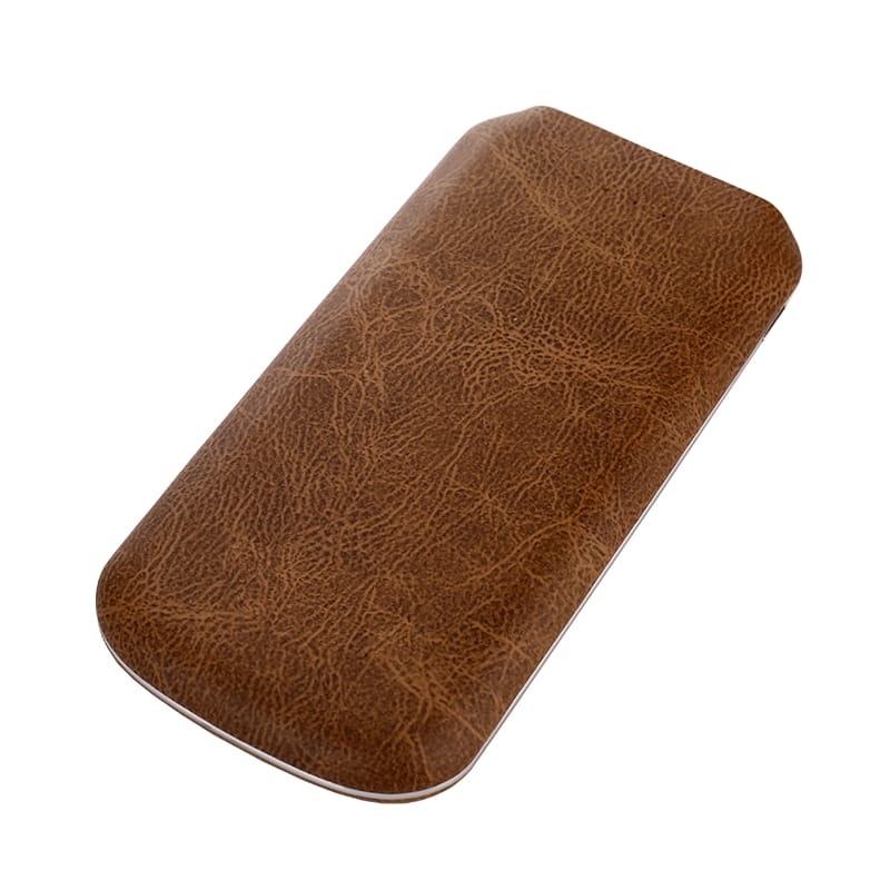 Elegante diseño curvo 10000mAh banco de energía de carga rápida con sistema de protección múltiple 15 06 4